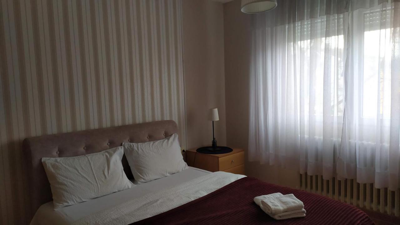 Community Park Apartment Ni Exterior foto